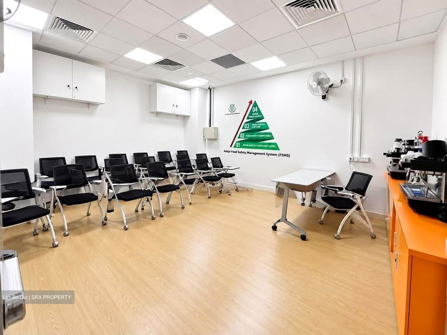 Vision Exchange (D22), Office #638490761